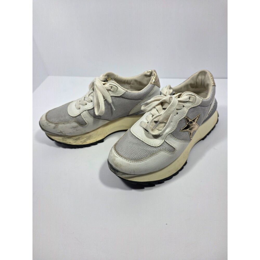 Vintage Havana Womens 7.5 Silver Mesh Gold Star Platform Distressed Sneakers